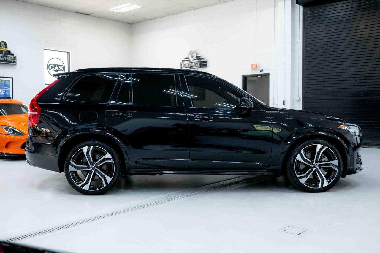 2021 Volvo XC90 R-Design photo 9