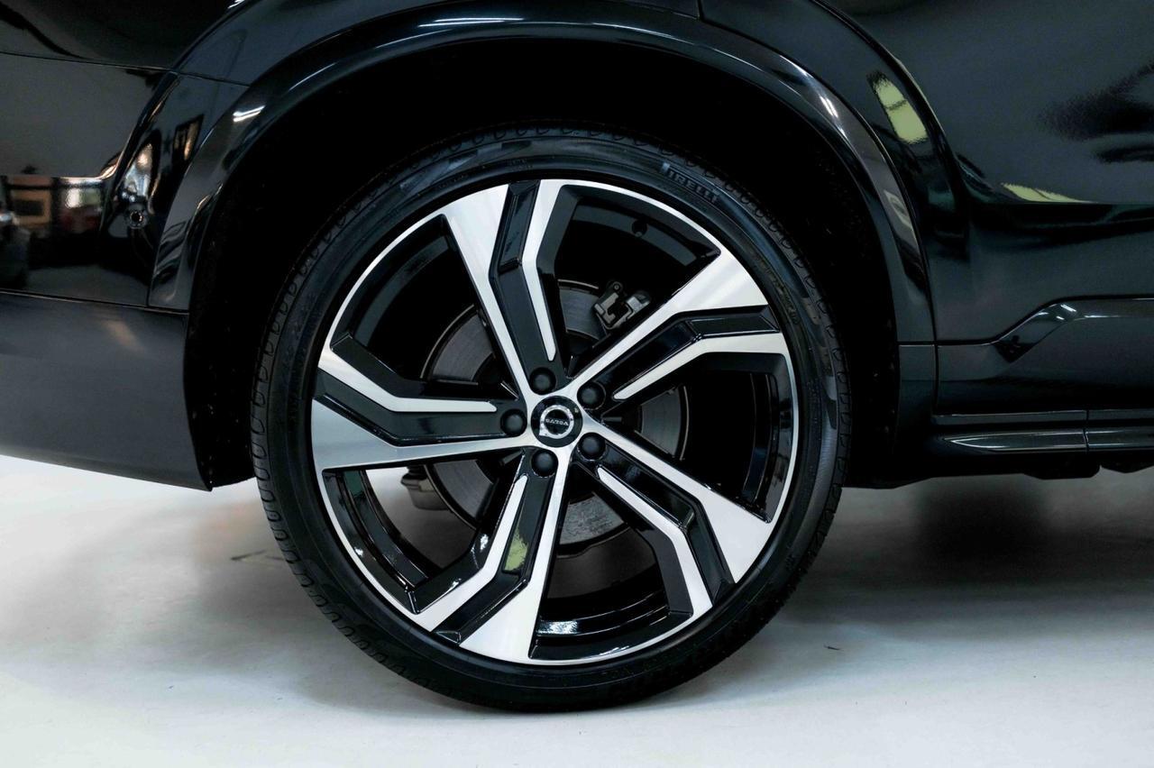 2021 Volvo XC90 R-Design photo 30
