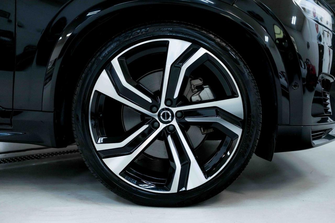 2021 Volvo XC90 R-Design photo 29