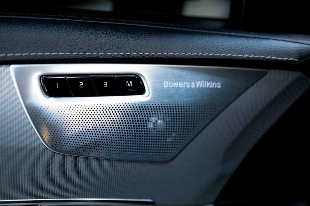 2021 Volvo XC90 R-Design photo 34