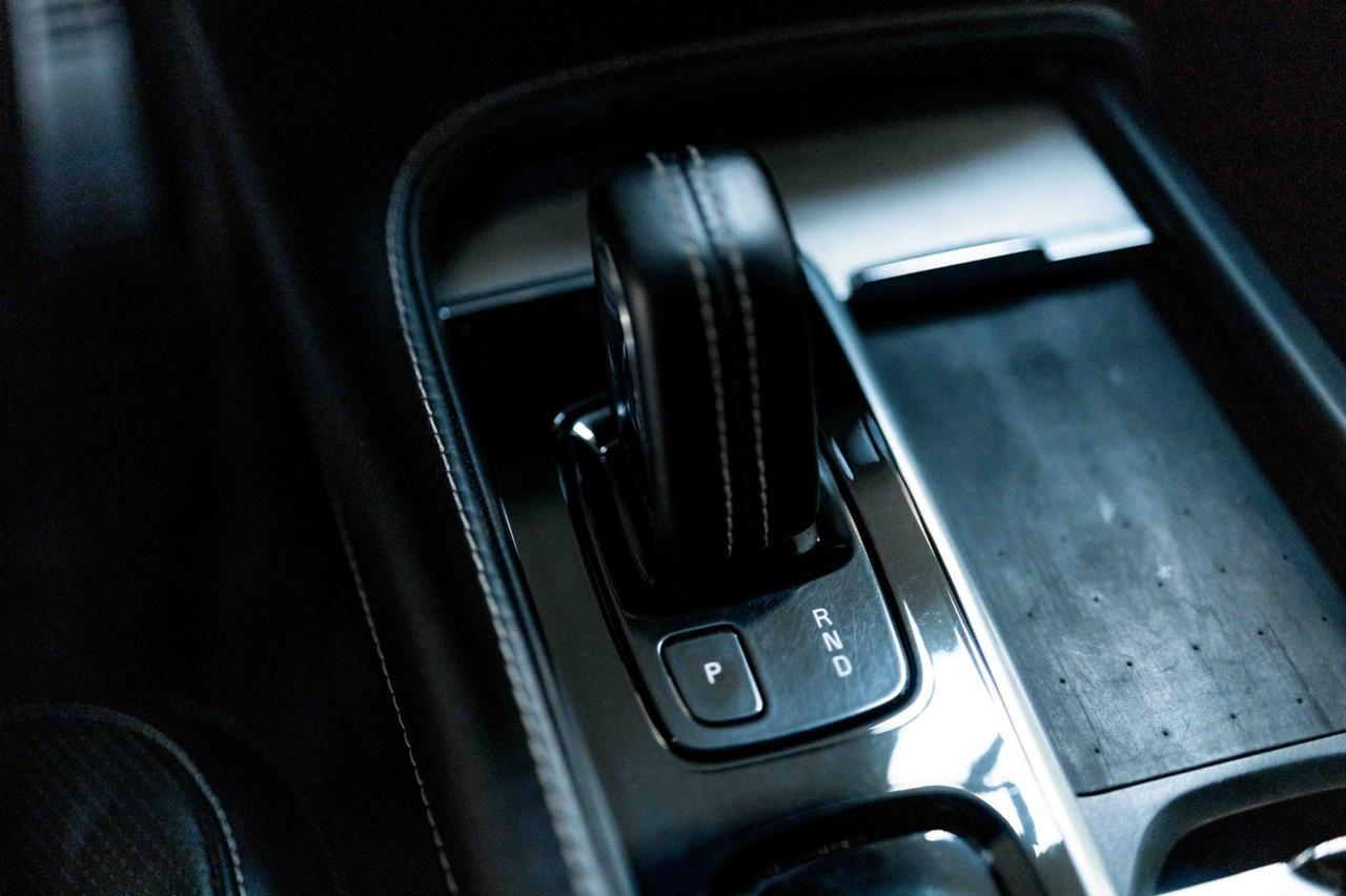 2021 Volvo XC90 R-Design photo 43