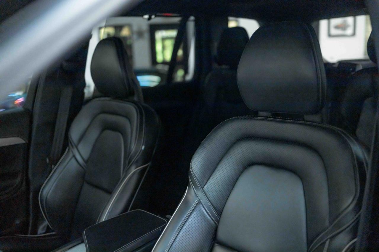 2021 Volvo XC90 R-Design photo 39