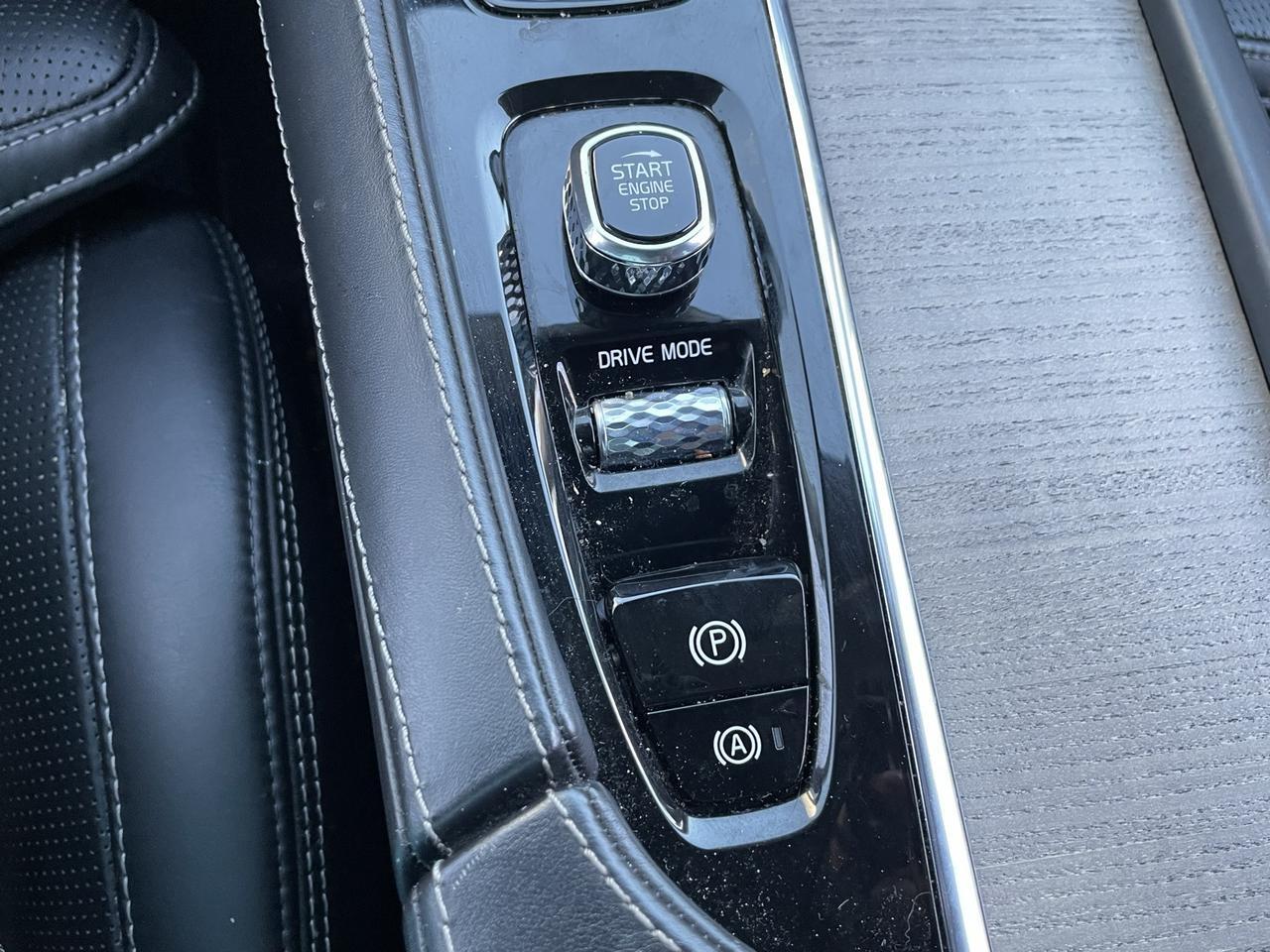 2021 Volvo XC90 Recharge Plug-In Hybrid T8 Inscription 7 Passenger Alexandria VA