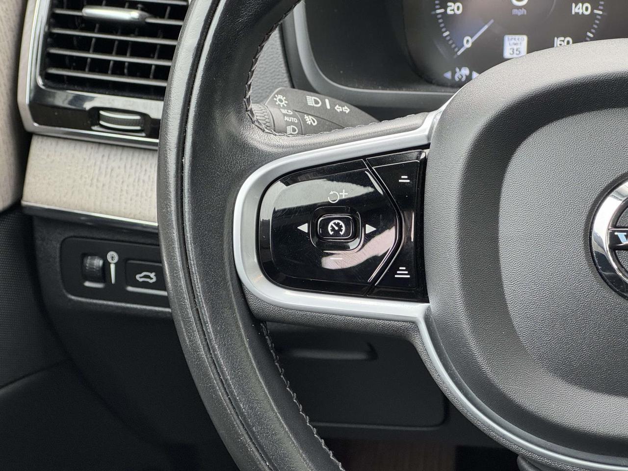 2021 Volvo XC90 Recharge Plug-In Hybrid T8 Inscription 7 Passenger Alexandria VA