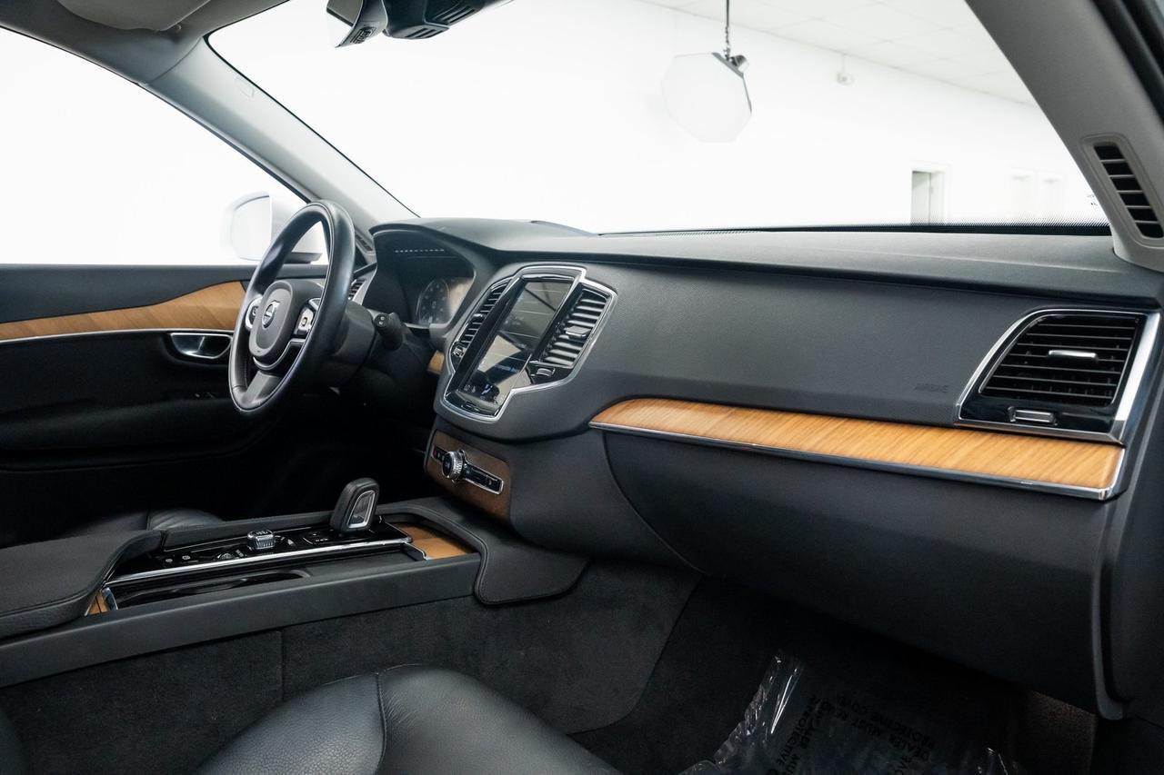 2021 Volvo XC90 Recharge Plug-In Hybrid T8 Inscription Expression 7 Passenger Advanced Package Climate Package Portland OR