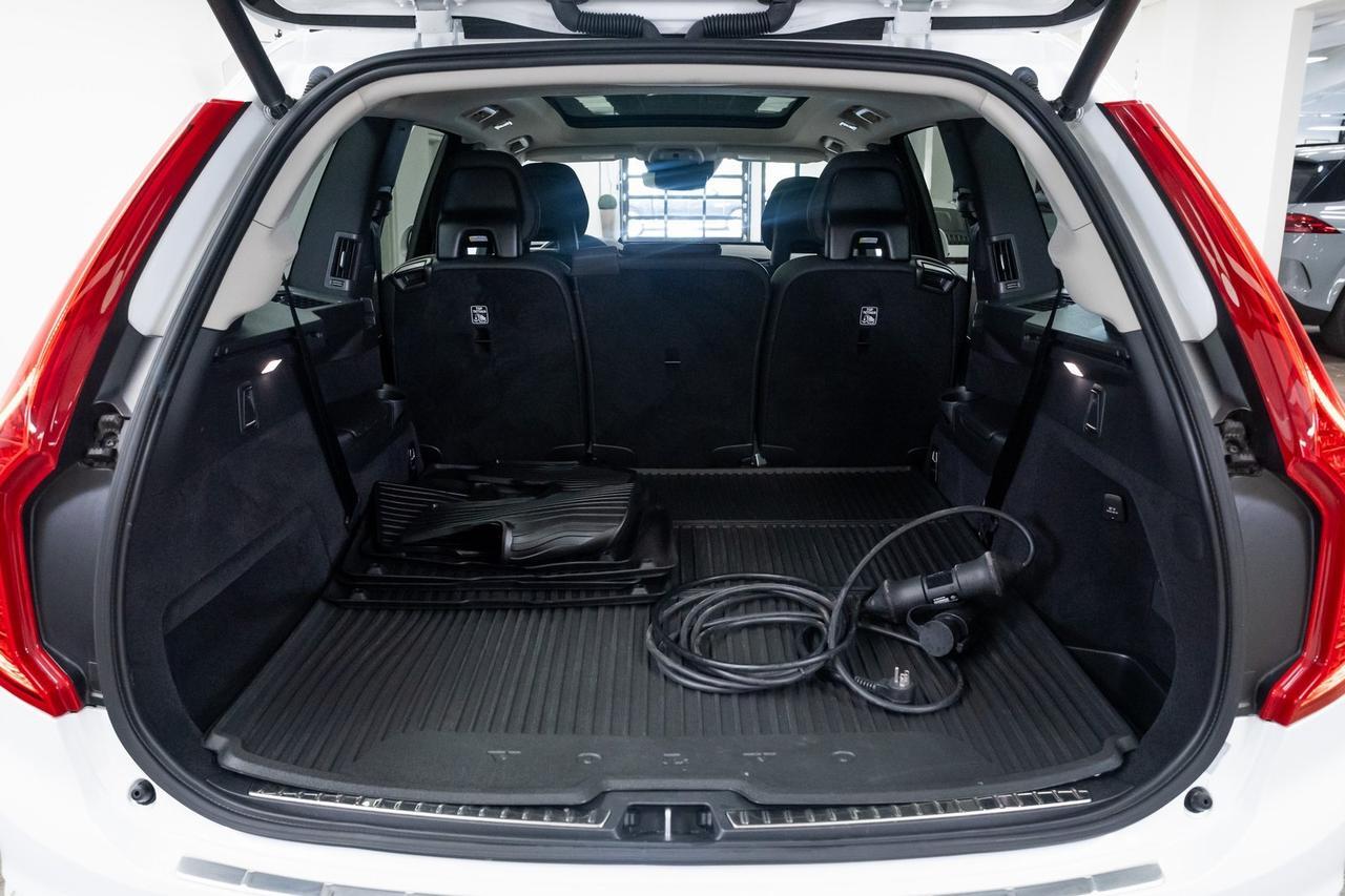 2021 Volvo XC90 Recharge Plug-In Hybrid T8 Inscription Expression 7 Passenger Advanced Package Climate Package Portland OR