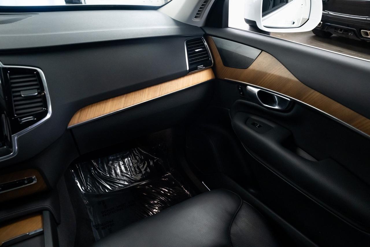 2021 Volvo XC90 Recharge Plug-In Hybrid T8 Inscription Expression 7 Passenger Advanced Package Climate Package Portland OR