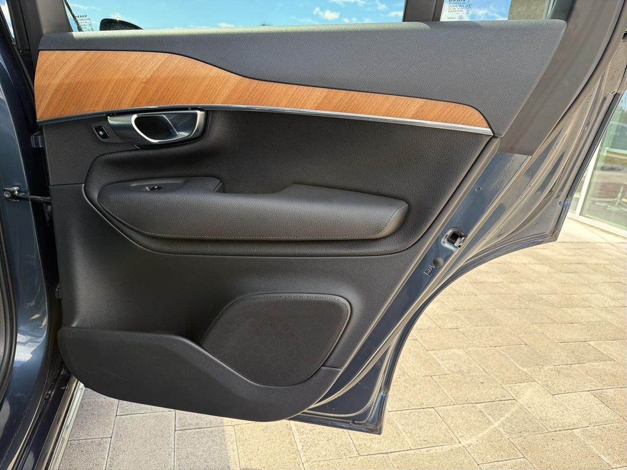 2021 Volvo XC90 Recharge Plug-In Hybrid T8 Inscription Expression 7 Passenger Bend OR