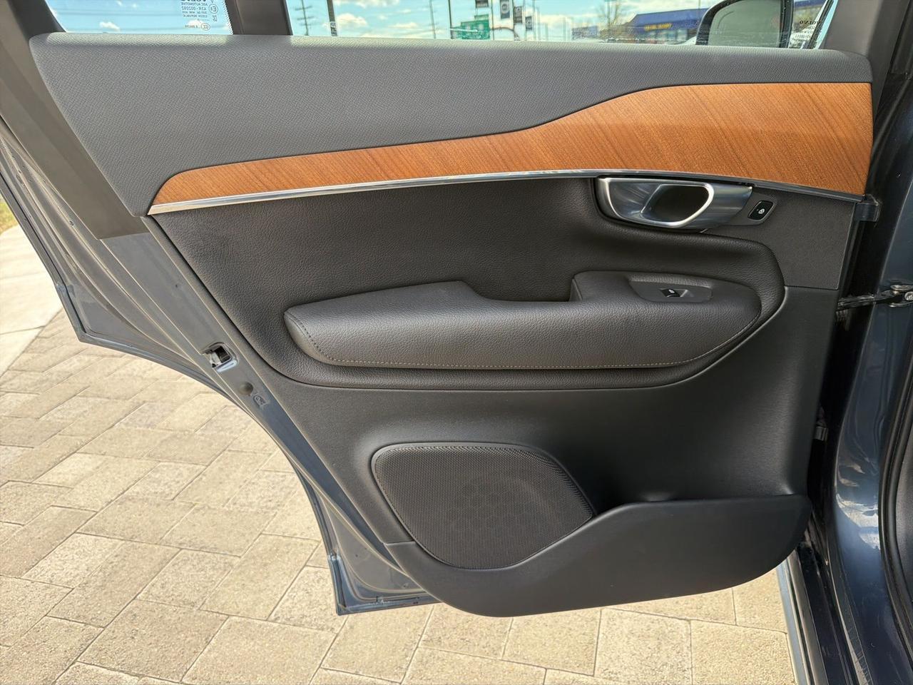 2021 Volvo XC90 Recharge Plug-In Hybrid T8 Inscription Expression 7 Passenger Bend OR