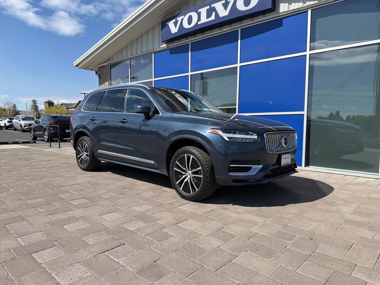 2021 Volvo XC90 Recharge Plug-In Hybrid T8 Inscription Expression 7 Passenger