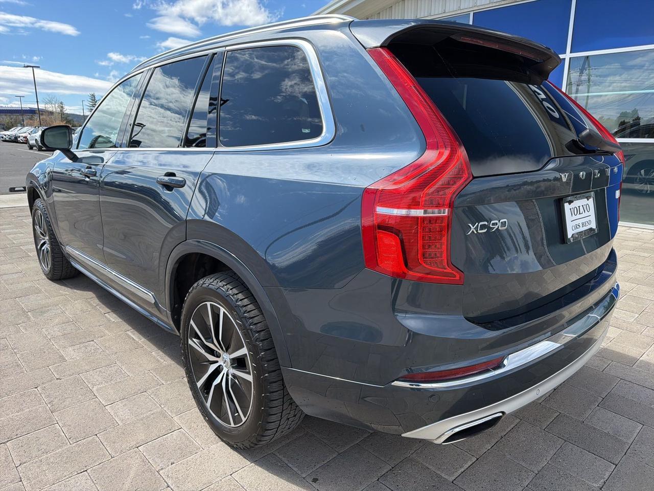 2021 Volvo XC90 Recharge Plug-In Hybrid T8 Inscription Expression 7 Passenger Bend OR
