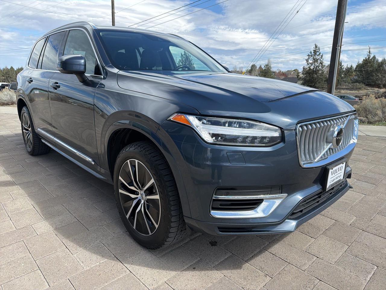 2021 Volvo XC90 Recharge Plug-In Hybrid T8 Inscription Expression 7 Passenger
