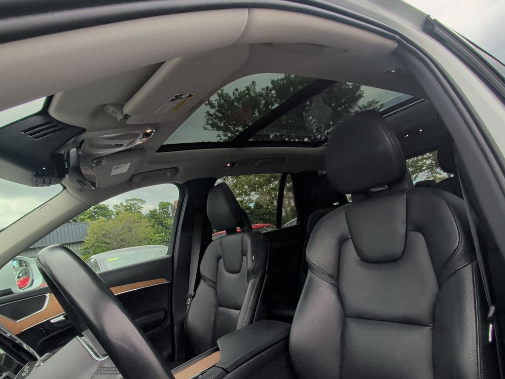 2021 Volvo XC90 Recharge Plug-In Hybrid T8 Inscription Expression 7 Passenger Worcester MA