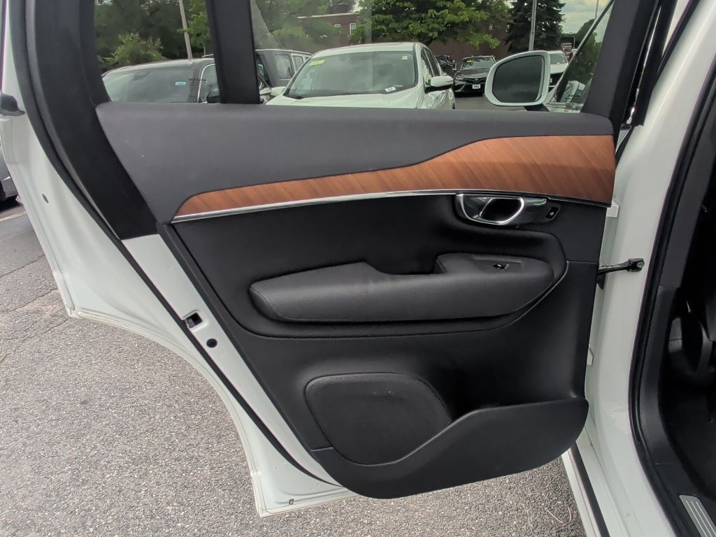 2021 Volvo XC90 Recharge Plug-In Hybrid T8 Inscription Expression 7 Passenger Worcester MA