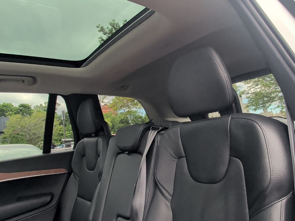 2021 Volvo XC90 Recharge Plug-In Hybrid T8 Inscription Expression 7 Passenger Worcester MA