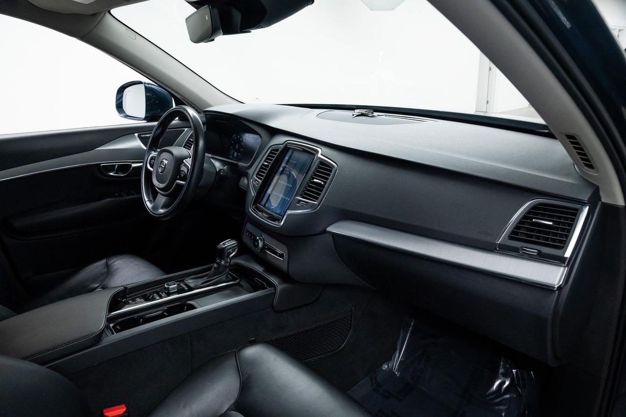2021 Volvo XC90 T5 Momentum 1 Owner 3rd Row Seats Adaptive Cruise Portland OR