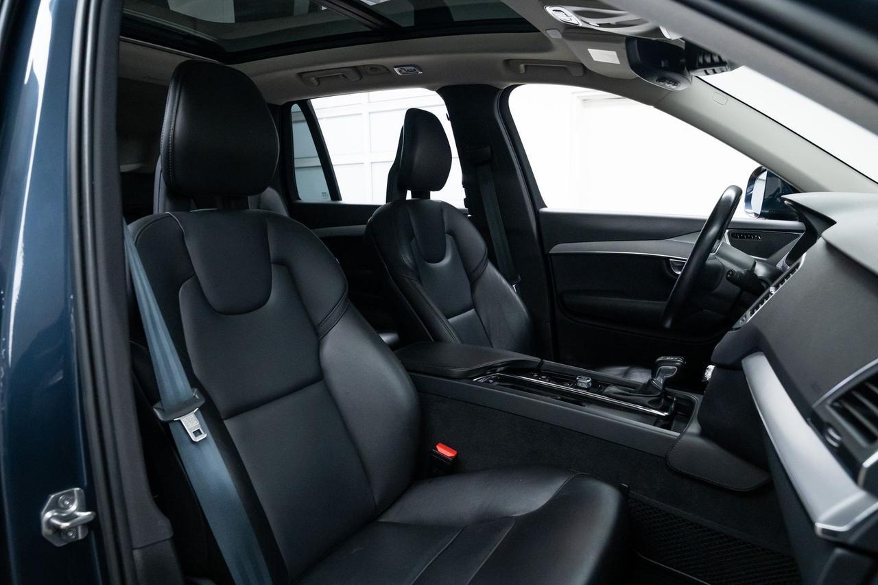 2021 Volvo XC90 T5 Momentum 1 Owner 3rd Row Seats Adaptive Cruise Portland OR