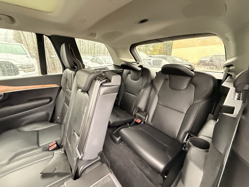 2021 Volvo XC90 T5 Momentum Beaverton OR