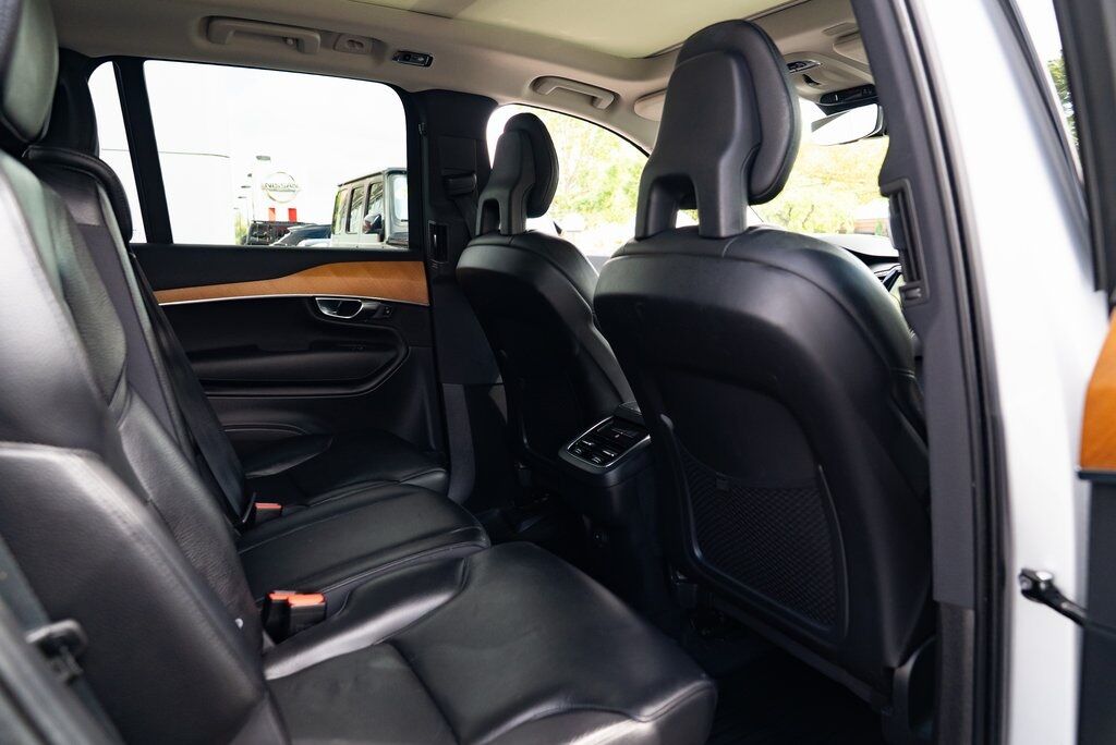 2021 Volvo XC90 T5 Momentum Beaverton OR