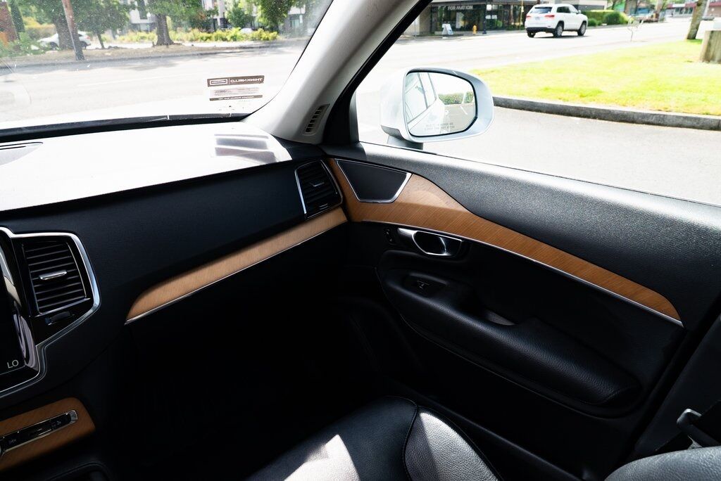 2021 Volvo XC90 T5 Momentum Beaverton OR