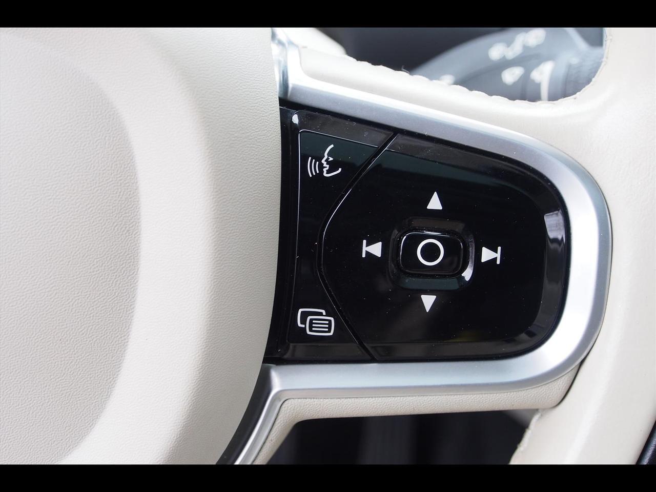 2021 Volvo XC90 T5 Momentum Raleigh NC