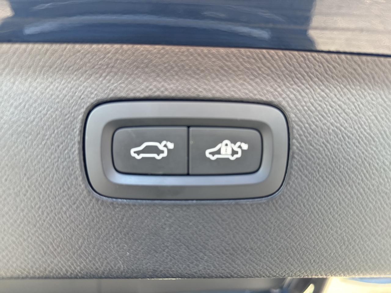 2021 Volvo XC90 T5 Momentum Richmond VA