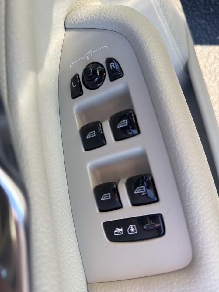 2021 Volvo XC90 T5 Momentum Richmond VA
