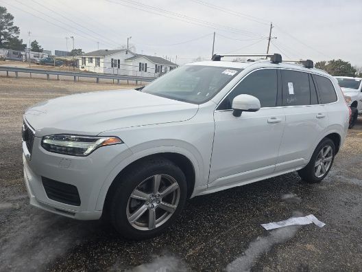 2021 Volvo XC90 T6 Momentum 7 Passenger
