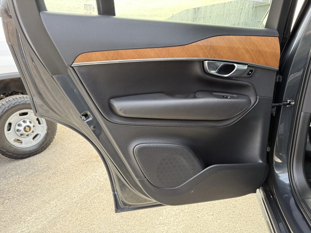 2021 Volvo XC90 T6 Momentum Crestwood KY