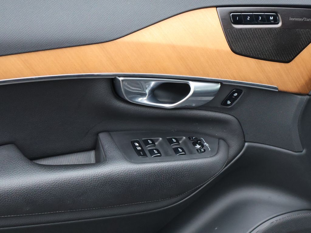 2021 Volvo XC90 T6 Momentum San Clemente CA