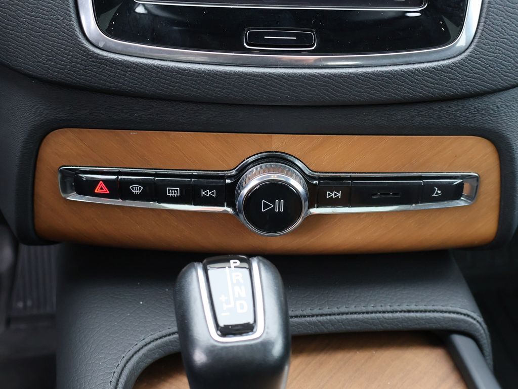 2021 Volvo XC90 T6 Momentum San Clemente CA