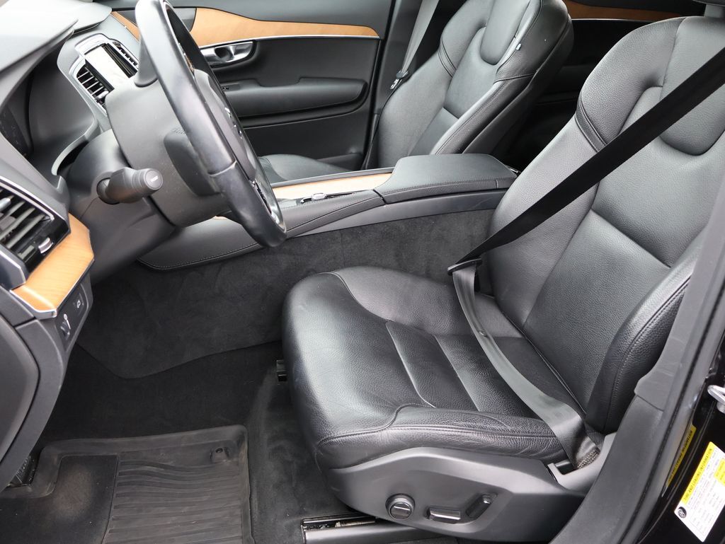 2021 Volvo XC90 T6 Momentum San Clemente CA