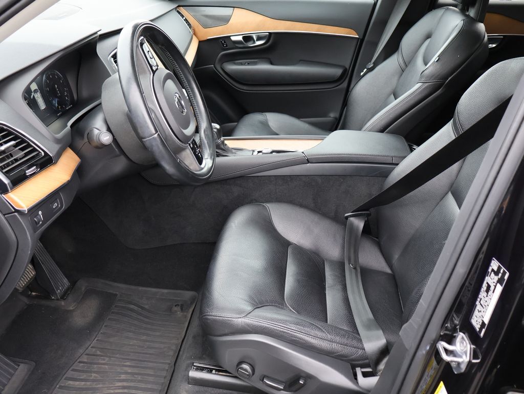 2021 Volvo XC90 T6 Momentum San Clemente CA