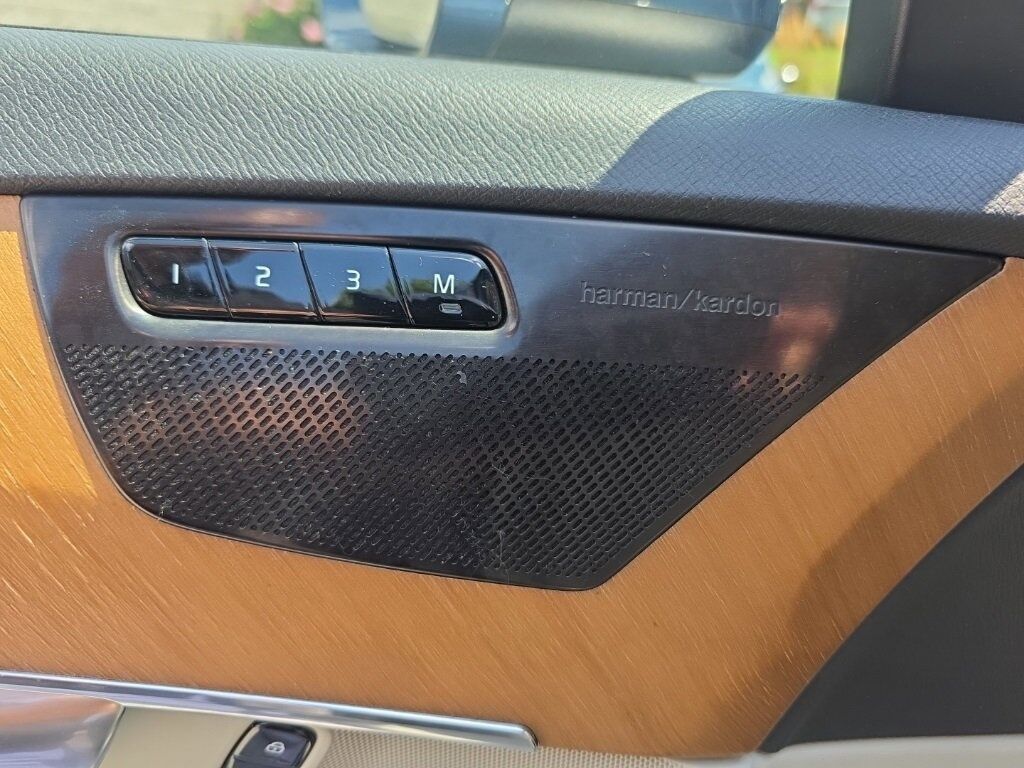 2021 Volvo XC90 T6 Momentum Hunt Valley MD
