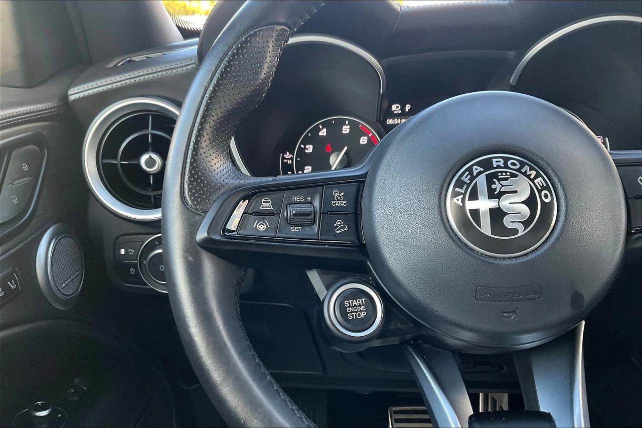 2022 ALFA ROMEO STELVIO TI Houston TX