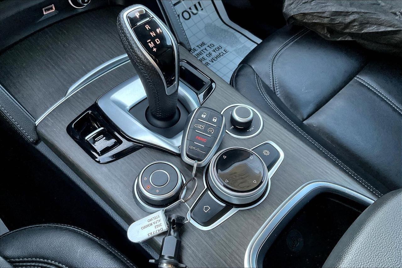 2022 ALFA ROMEO STELVIO TI Houston TX