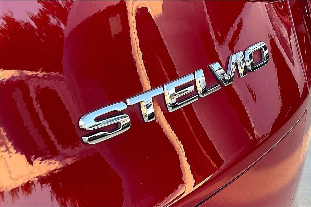 2022 ALFA ROMEO STELVIO TI Houston TX