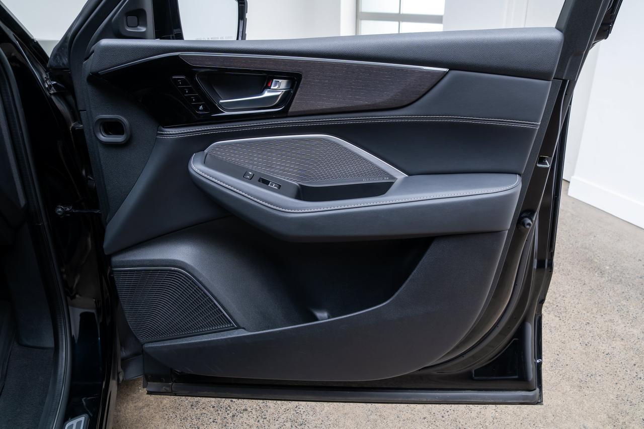 2022 Acura MDX Advance 3rd Row Seating / ELS Studio 3D Audio / Moonroof Portland OR