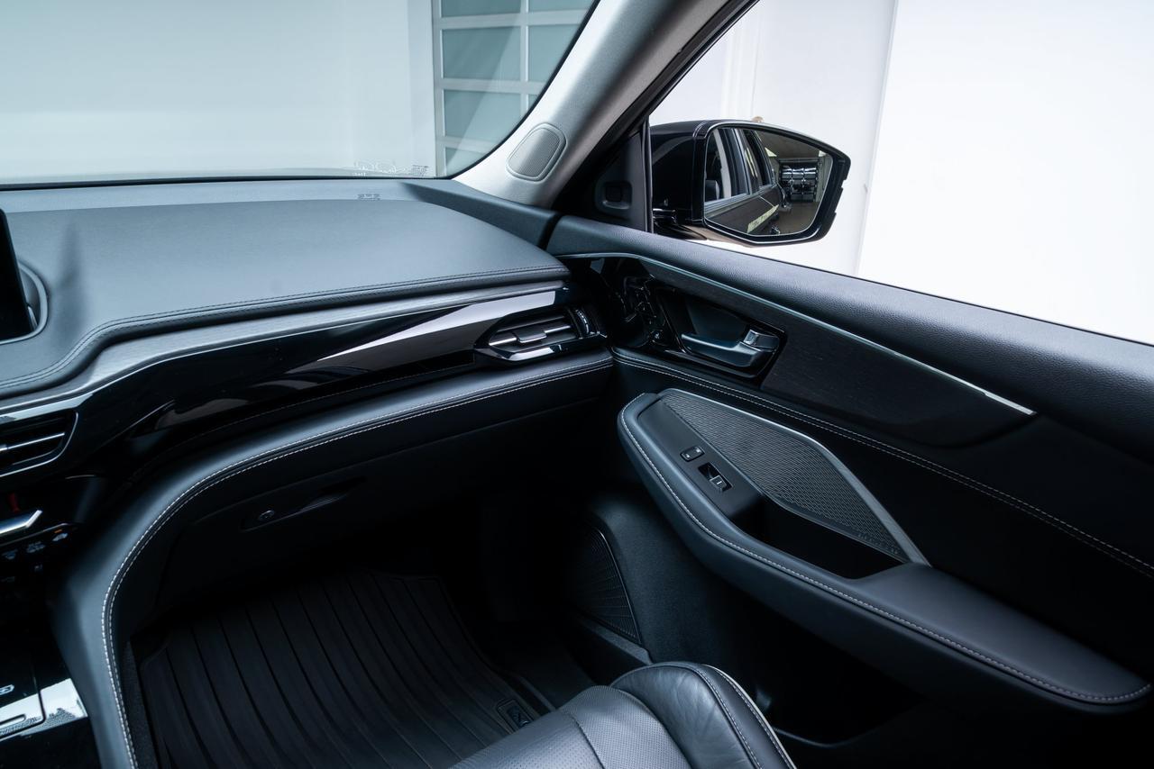 2022 Acura MDX Advance 3rd Row Seating / ELS Studio 3D Audio / Moonroof Portland OR