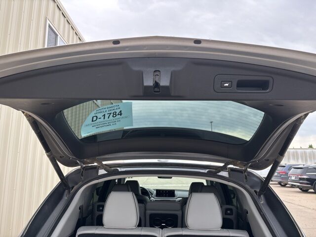2022 Acura MDX Advance Watertown SD