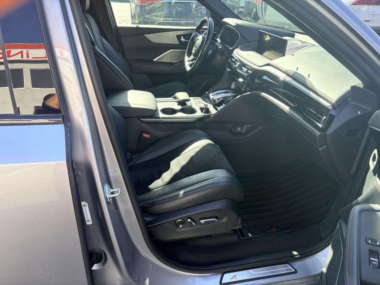 2022 Acura MDX w/A-Spec Package Fitchburg MA