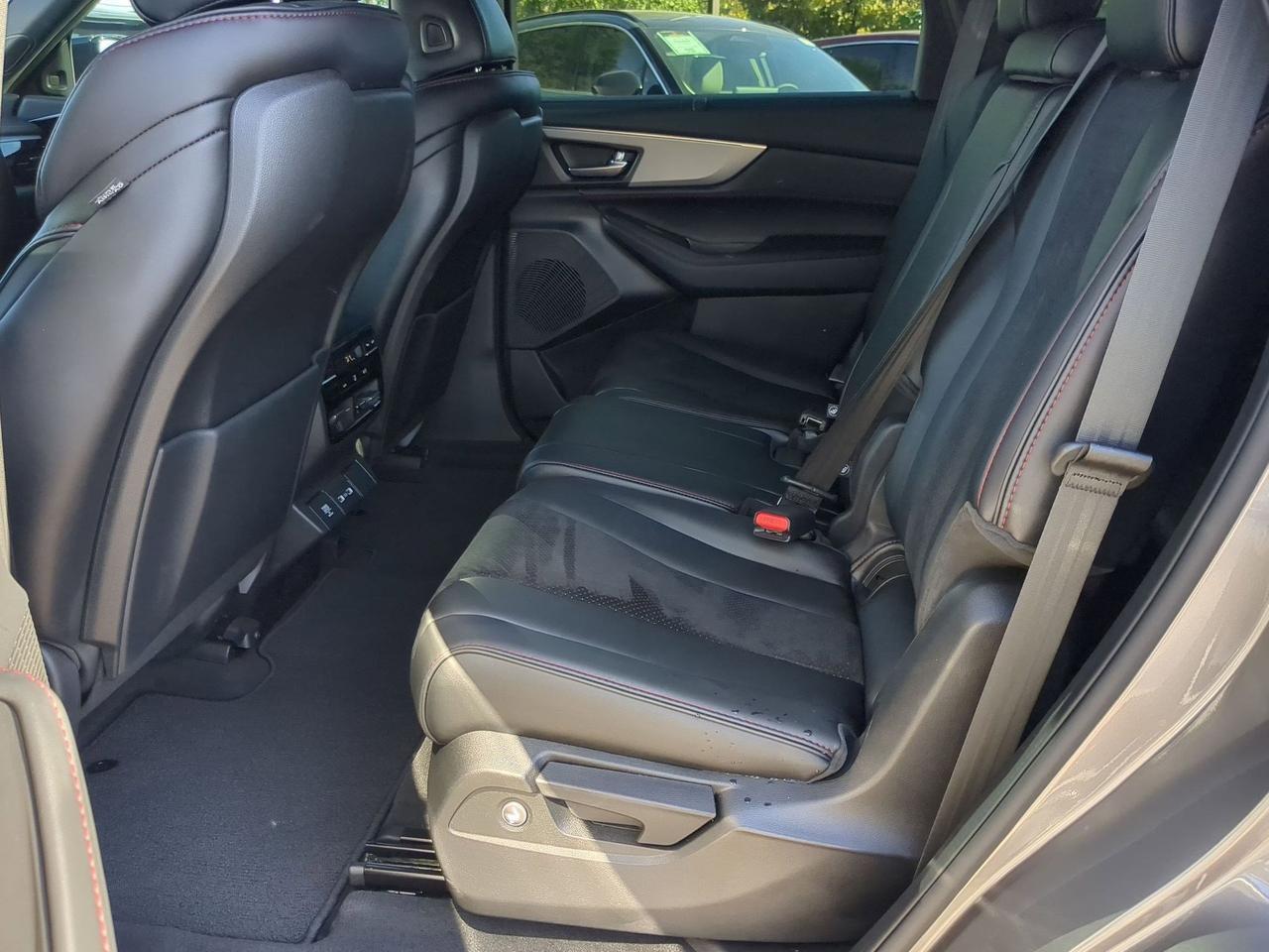 2022 Acura MDX w/A-Spec Package