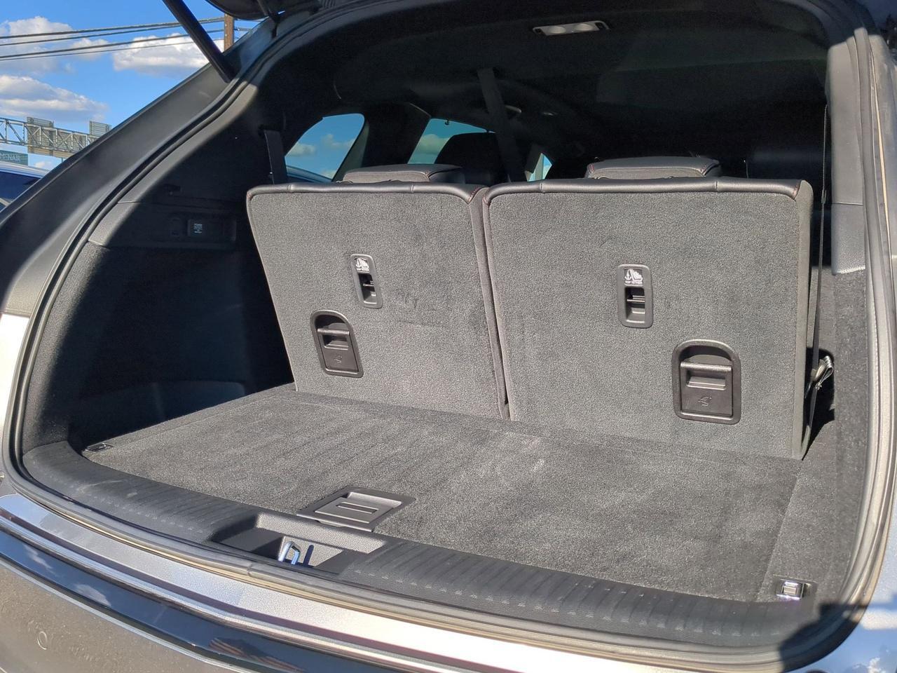 2022 Acura MDX w/A-Spec Package