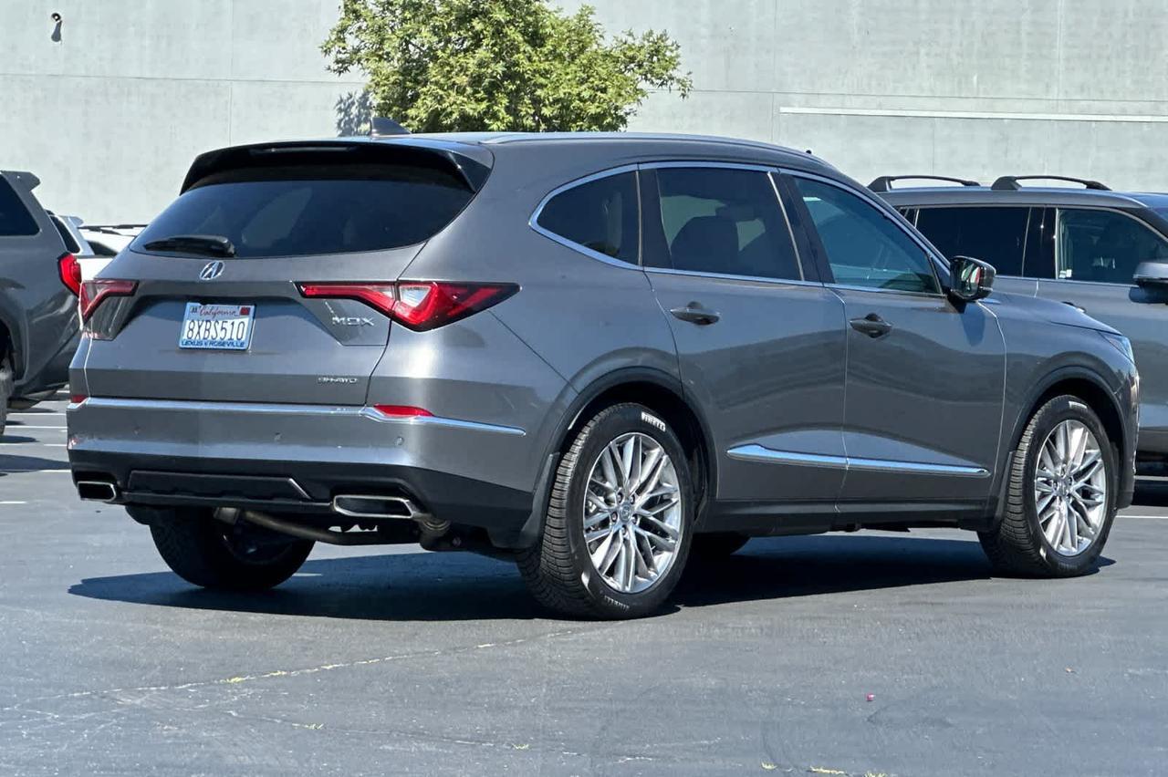 2022 Acura MDX w/Advance Package