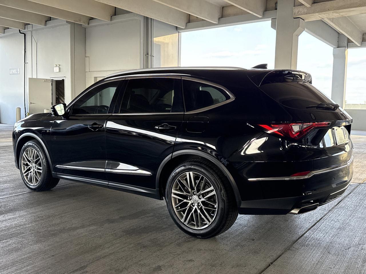 2022 Acura MDX w/Advance Package
