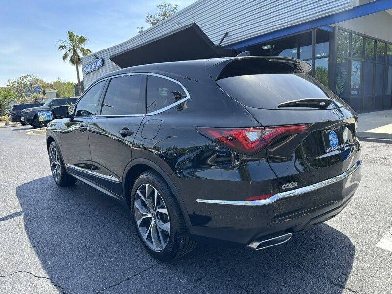 2022 Acura MDX w/Technology Package