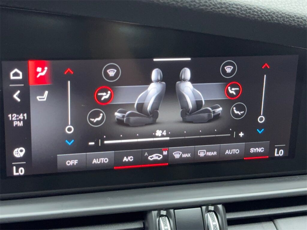 2022 Alfa Romeo Giulia Ti NAV,CAM,PANO,HTD STS,BLIND SPOT,19&quot; WLS Plano TX