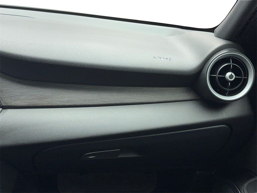 2022 Alfa Romeo Giulia Ti NAV,CAM,PANO,HTD STS,BLIND SPOT,19&quot; WLS Plano TX