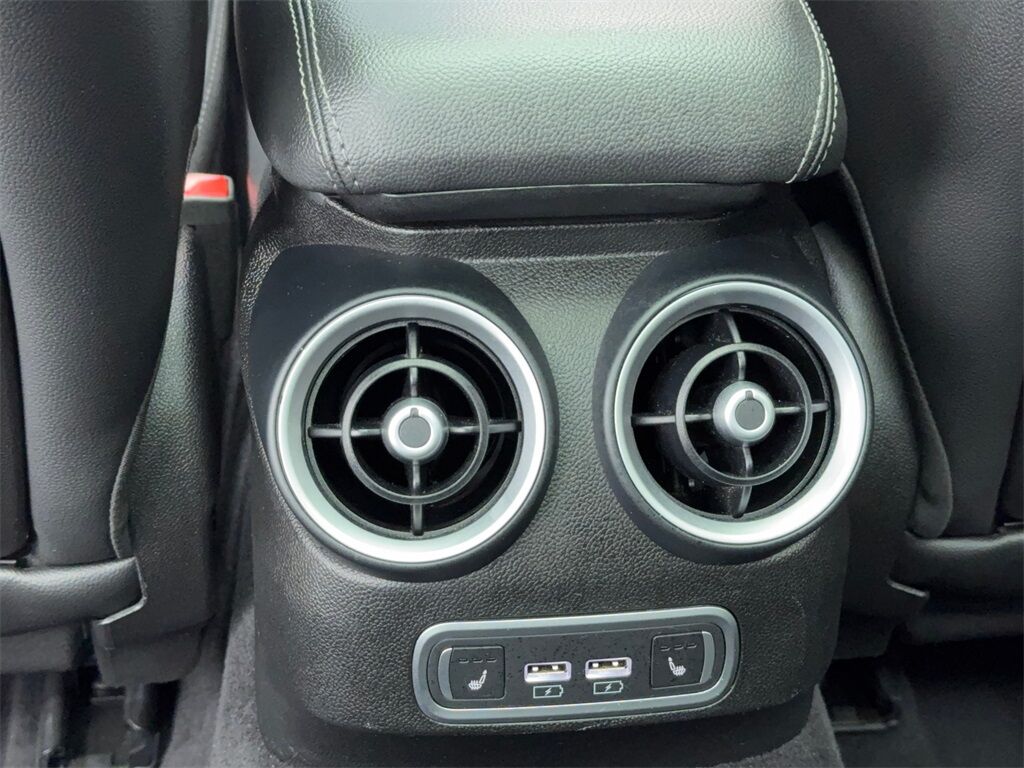 2022 Alfa Romeo Giulia Ti NAV,CAM,PANO,HTD STS,BLIND SPOT,19&quot; WLS Plano TX