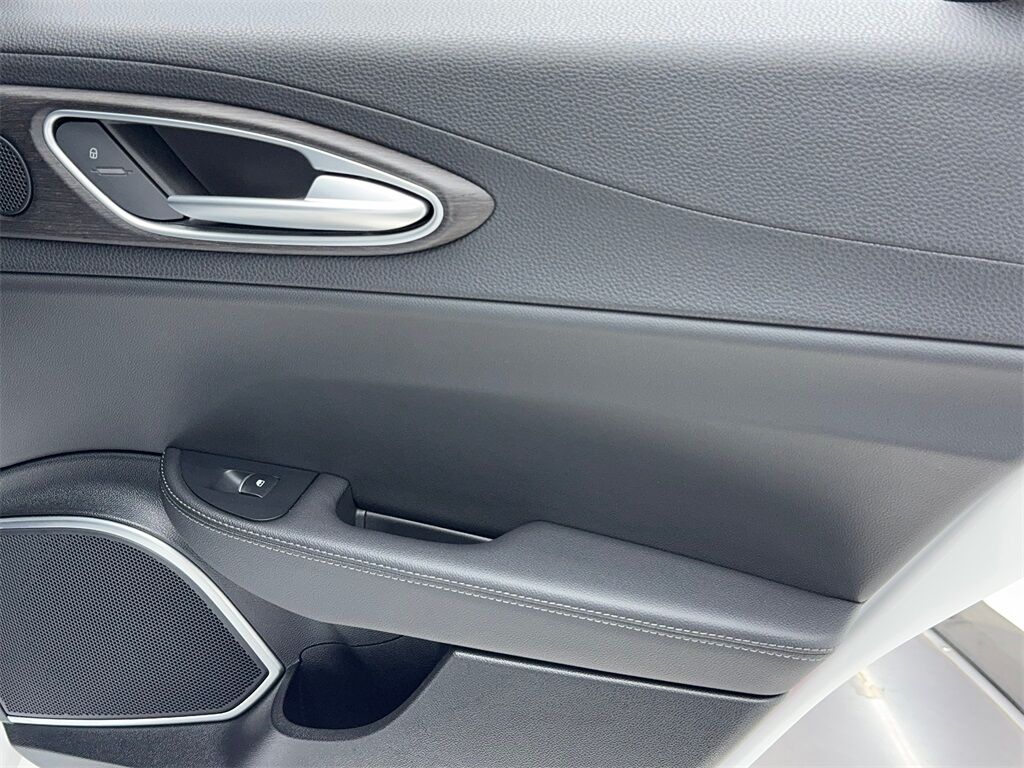 2022 Alfa Romeo Giulia Ti NAV,CAM,PANO,HTD STS,BLIND SPOT,19&quot; WLS Plano TX